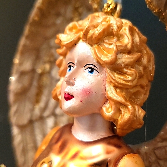 NEW Angel with Star Ornament, Gold & Cream Painted Glass, Glitter - Picture 11 of 14